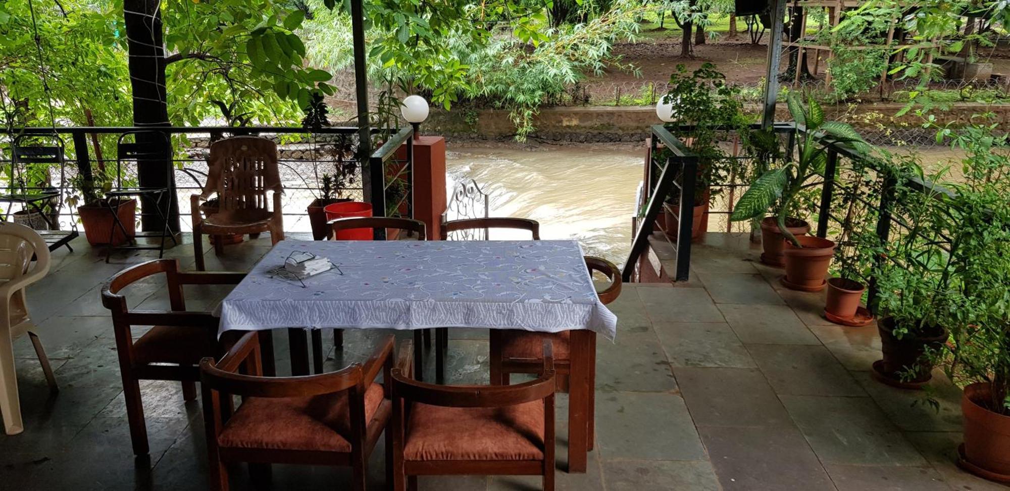 The Rippling Edge - River Front Property Karjat Kültér fotó